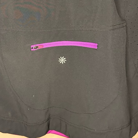 Athleta Women's Vented Charcoal Gray and Purple Workout Jacket Size Large - Picture 9 of 9